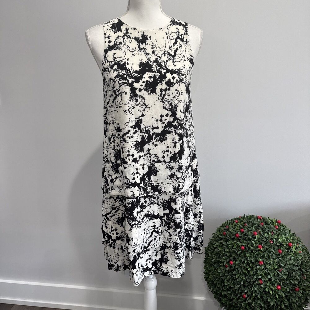 Banana Republic Black White Spatter Paint Print Silky Ruffle Sleeveless Dress 0
